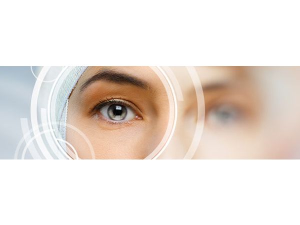 Eye laser treatment for both eyes