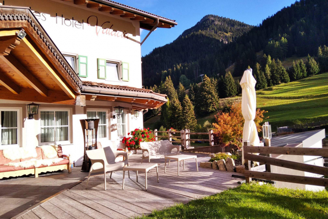 Vacaciones relajantes para dos en Trentino-Tirol del Sur en el Hotel Valacia de 4 * en Pozza di Fassa