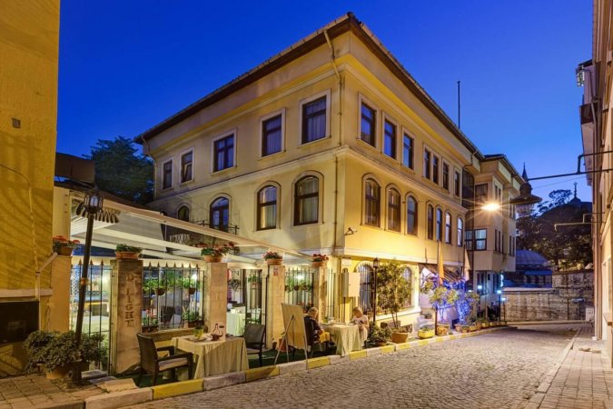 3 Tage für zwei im Arena Hotel Istanbul die Stadt auf zwei Kontinenten