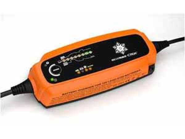 Battery charger 12 volts/5 A.