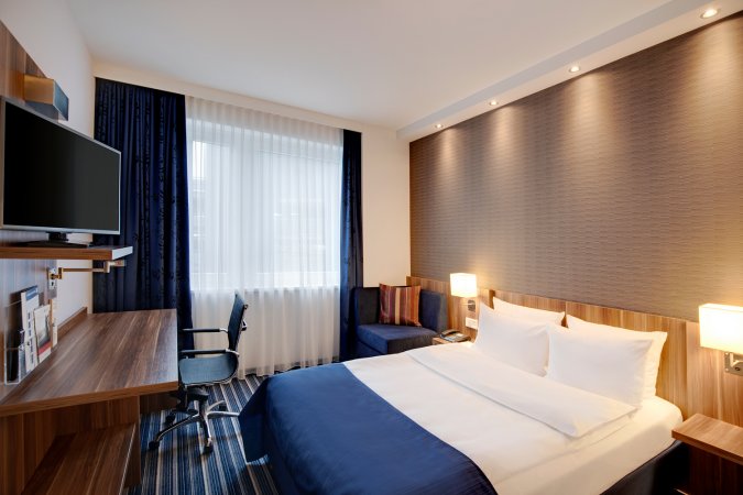 4-day city break for two at the Holiday Inn Express Bremen Airport