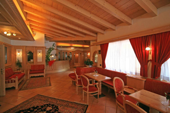 3 bis 4 Tage Erholungsurlaub für zwei in Trentino-Südtirol im Hotel Valacia in Pozza di Fassa