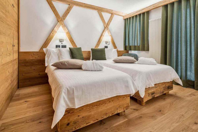 Italy Relaxing vacation for two in the 4 * Hotel Camina Suite & Spa in the heart of Cortina d’Ampezzo